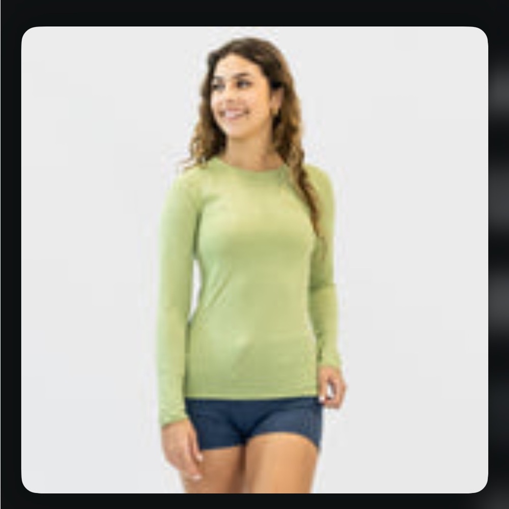 Senita Athletics Light Green Ambition Lightweight Long Sleeve - Bamboo